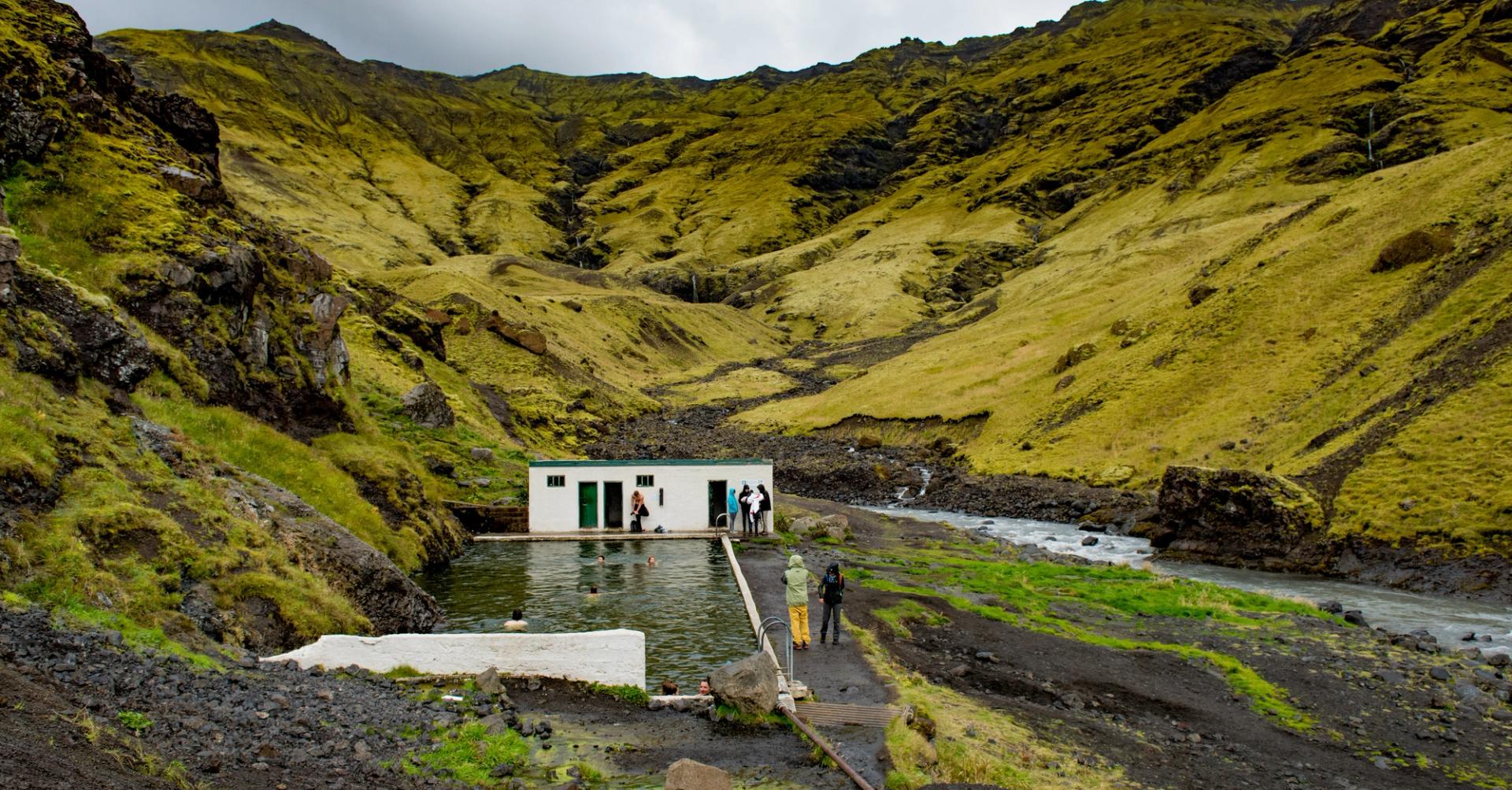 The fabulous hot springs of southern iceland not to be missed 
