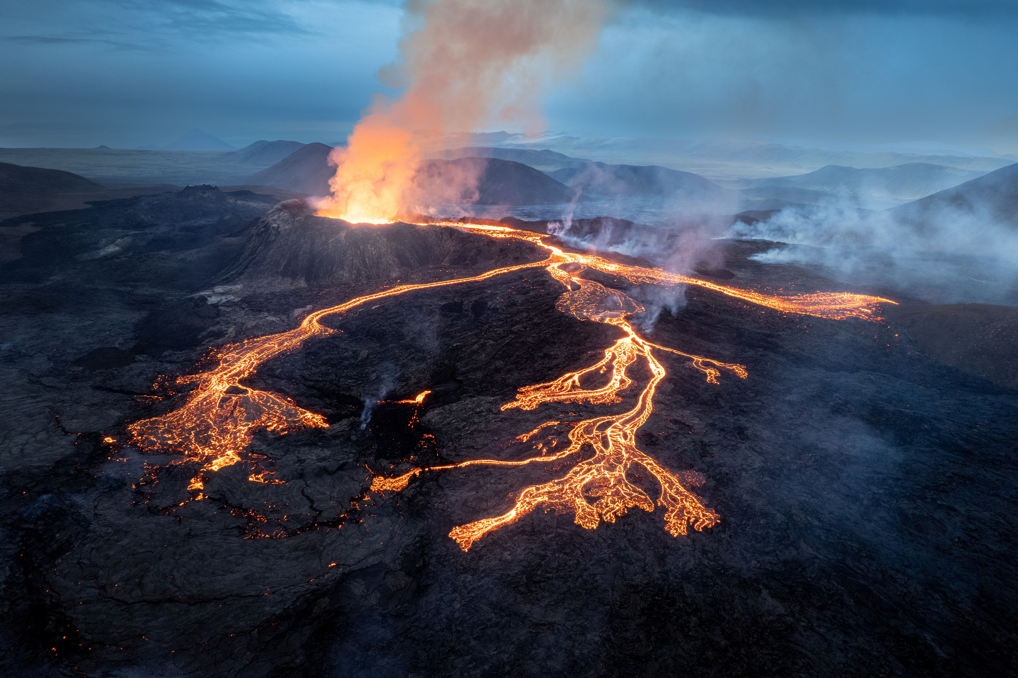 large lava pond and the primary eruptive cone in sw iceland