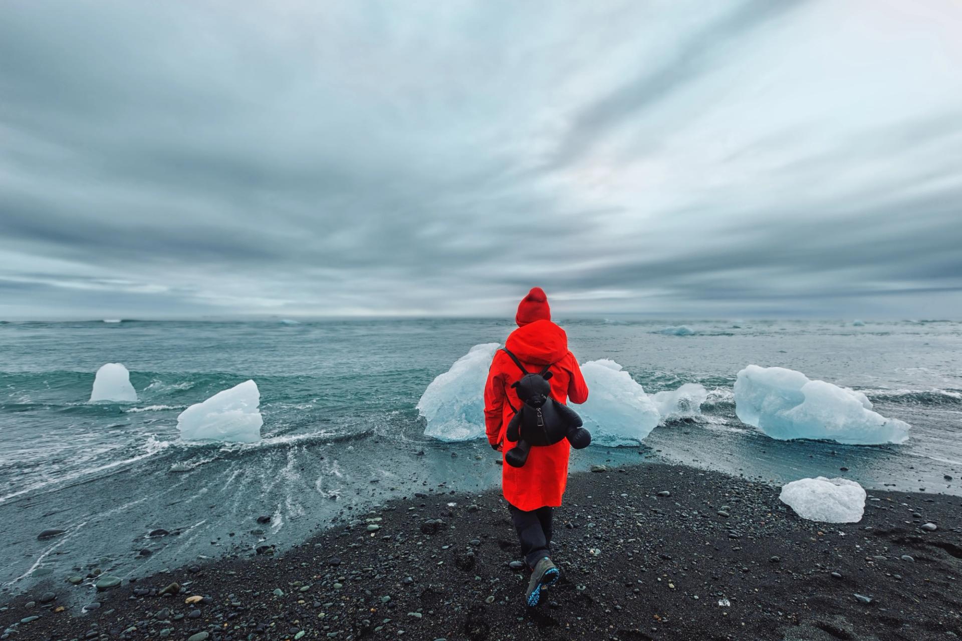 cover up in Iceland