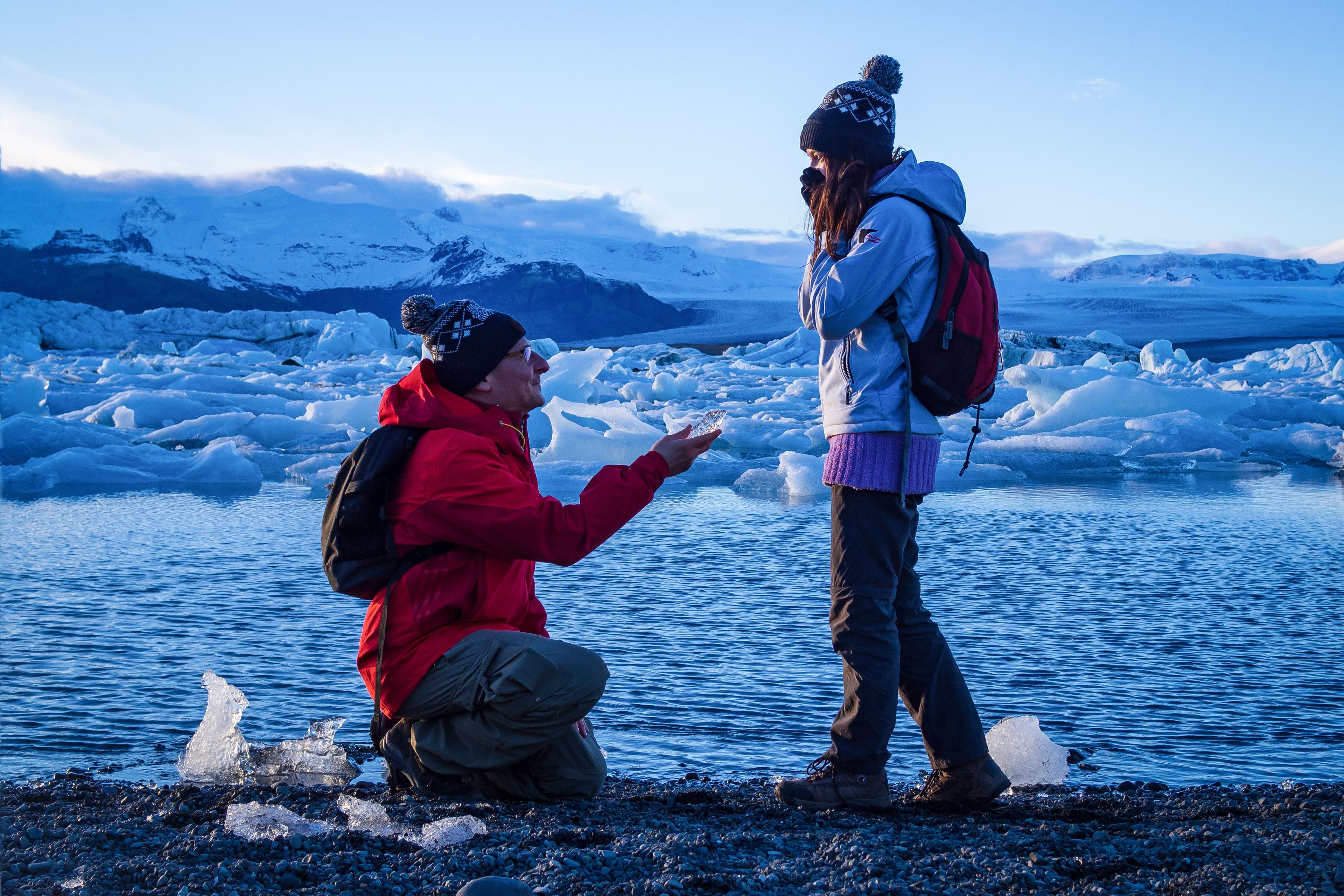 marriage proposal, diamond beach, Iceland 