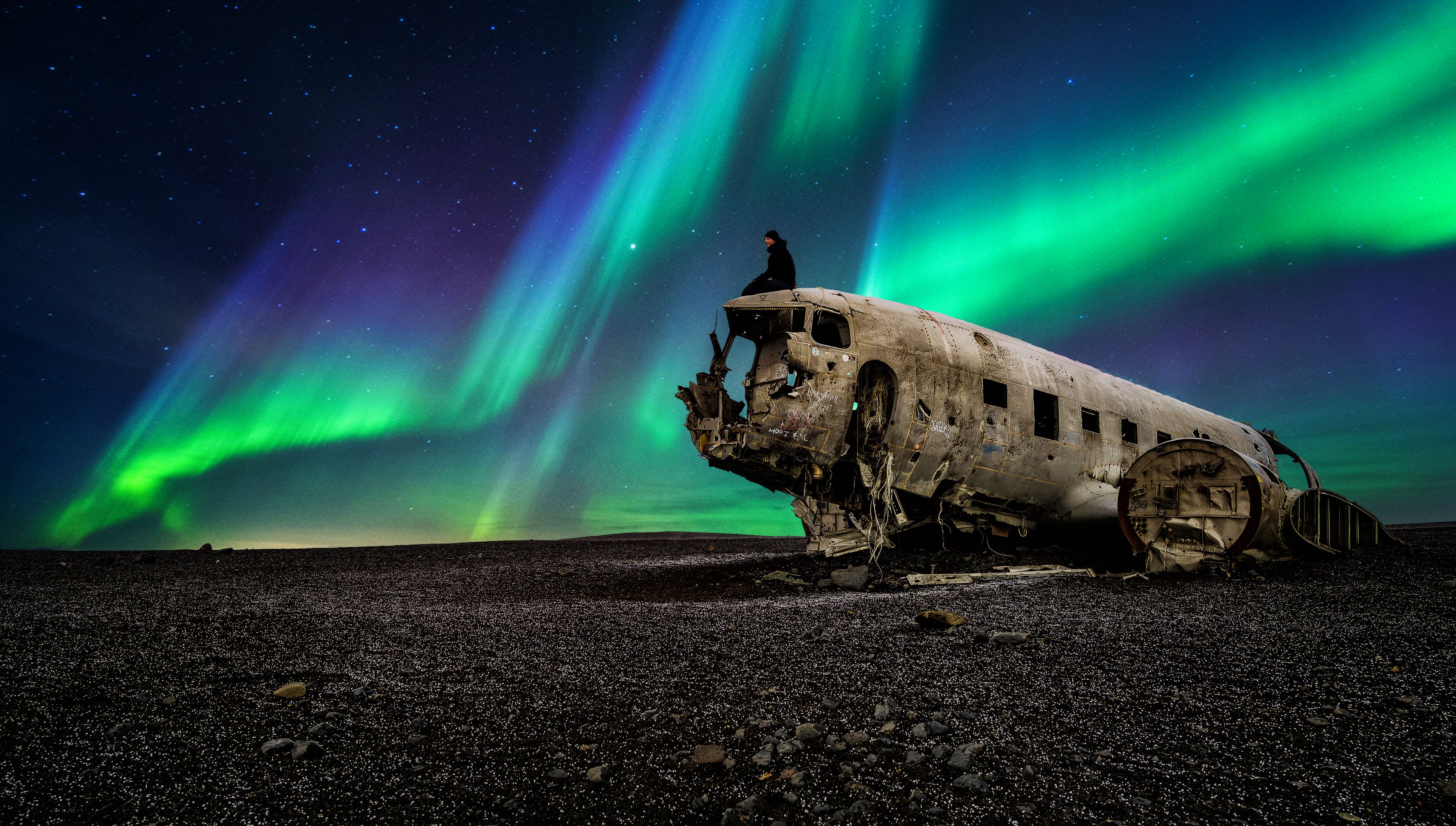 Sólheimasandur Plane Wreck with Northern Lights