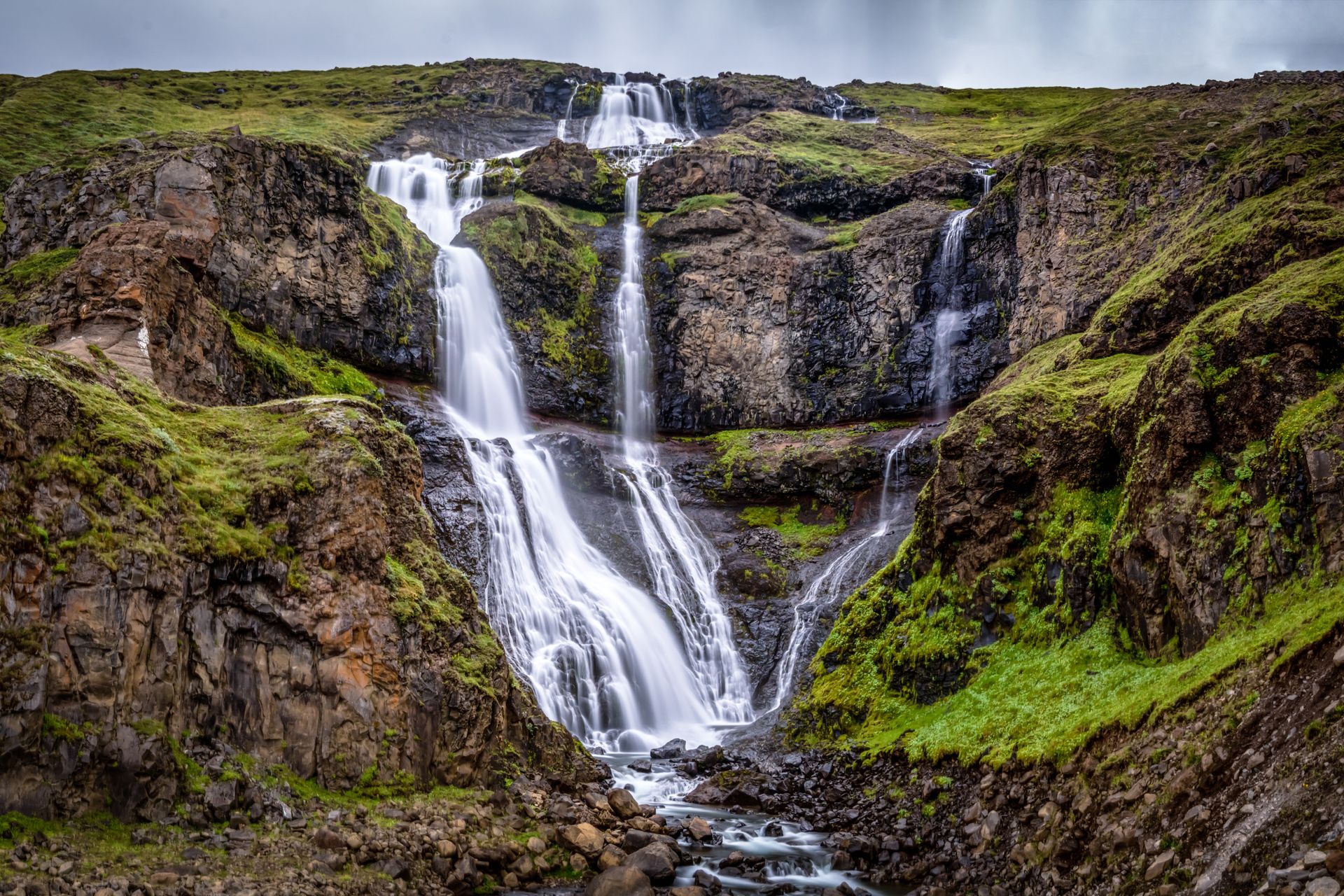 Rjúkandi Waterfall, Iceland