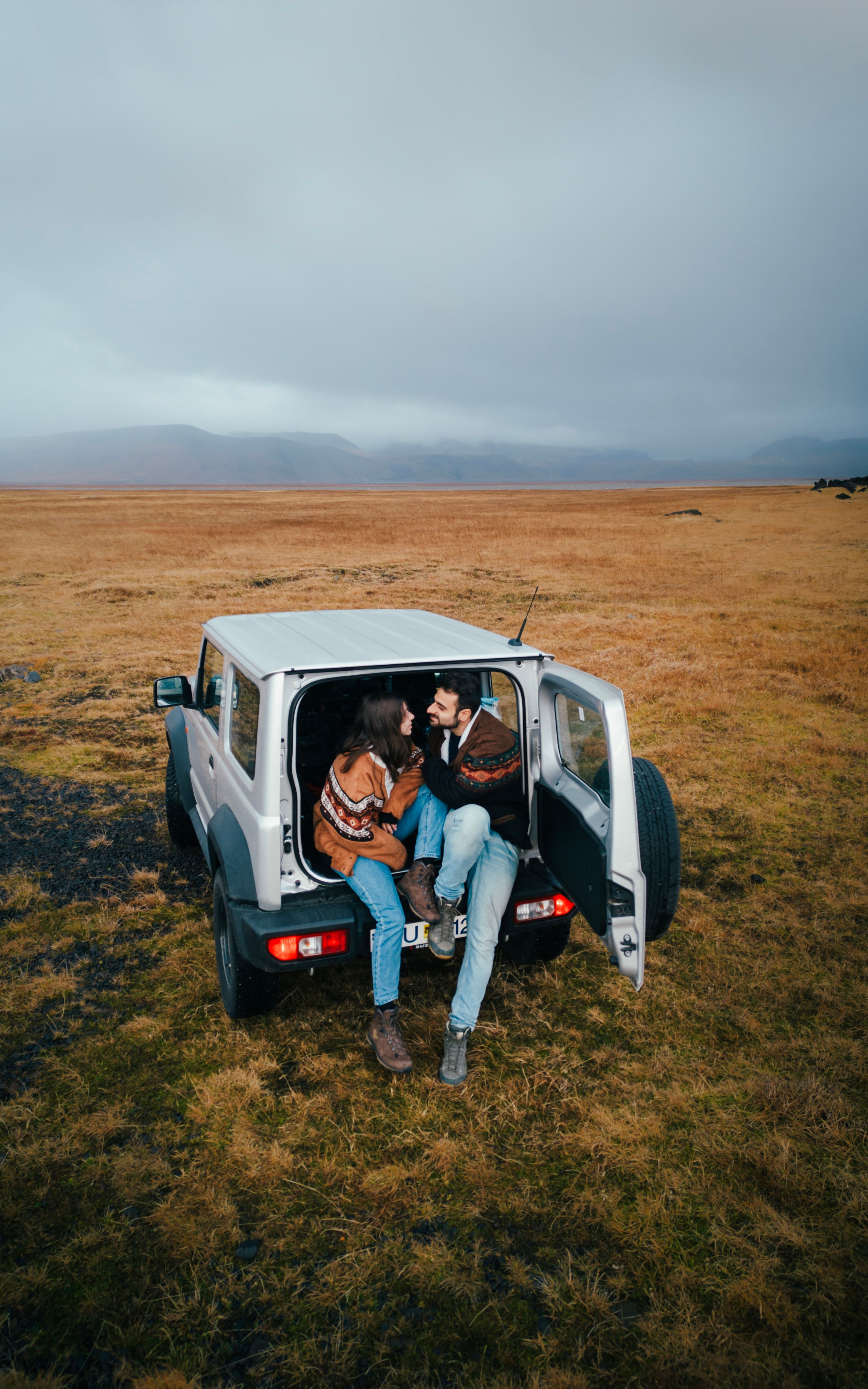 Go Car Rental 冰岛提供经济实惠的汽车租赁交易和服务。租一辆车，探索冰岛吧！