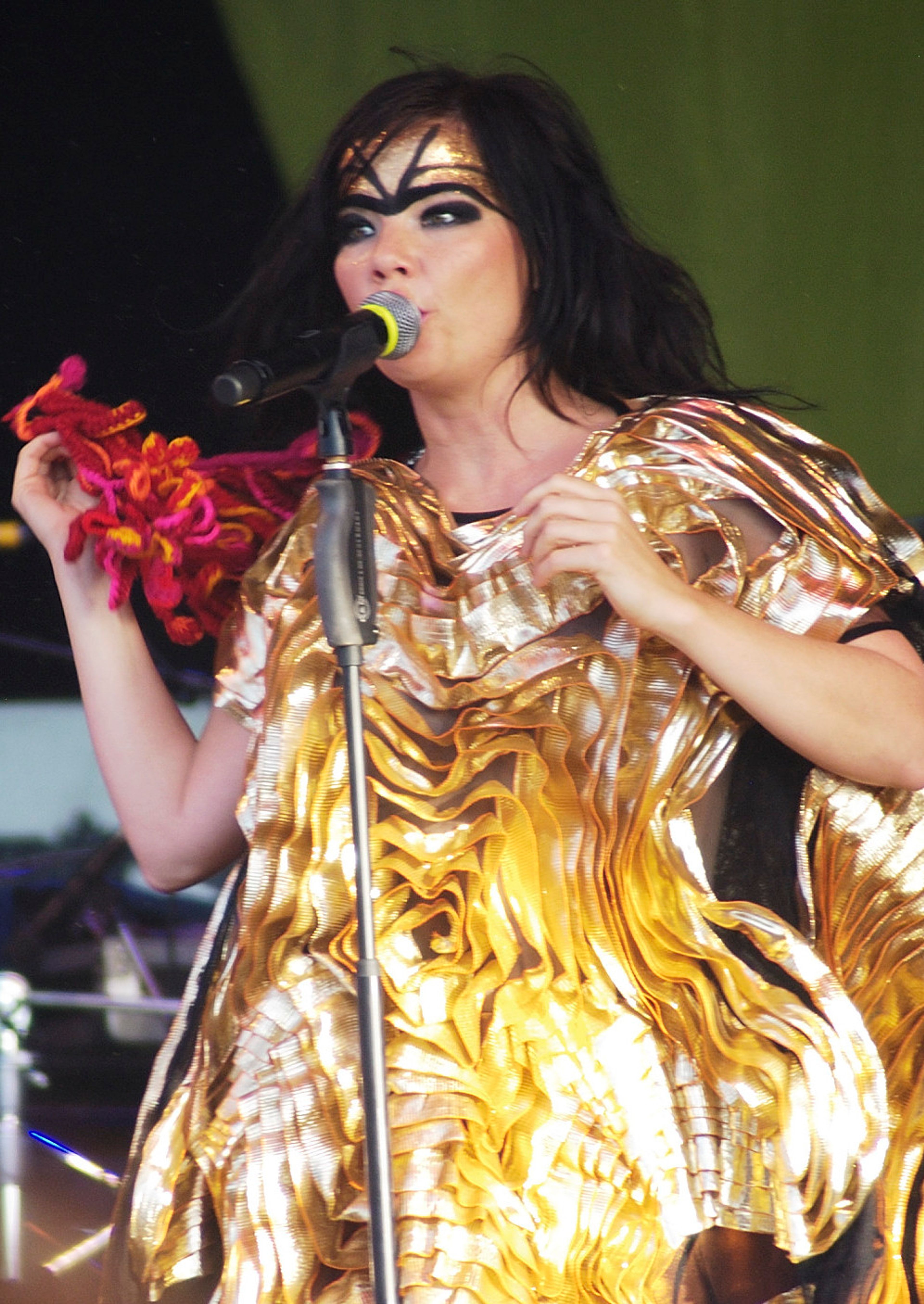 Björk Singer 