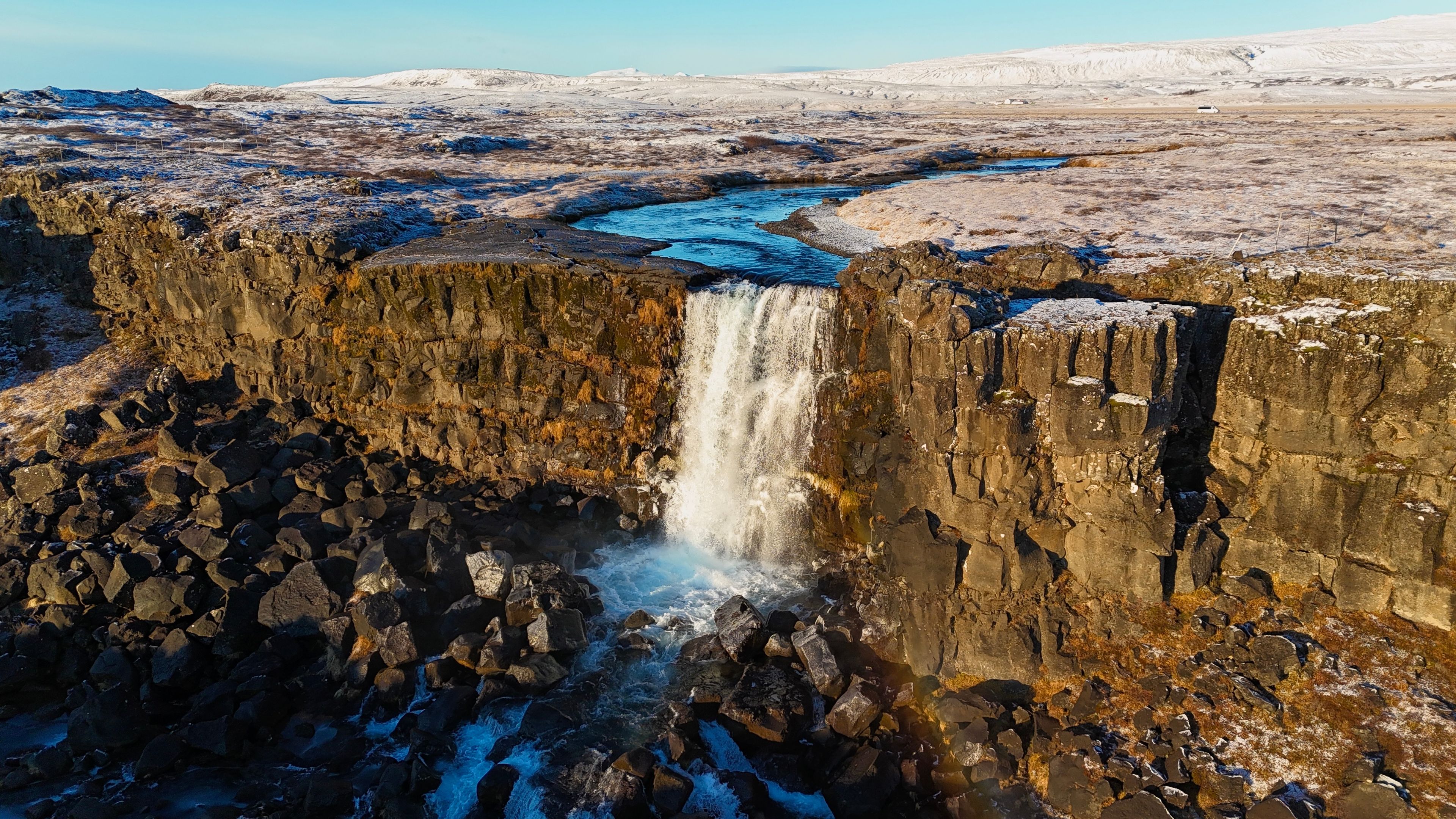 Cascada en el Parque Nacional de Thingvellir