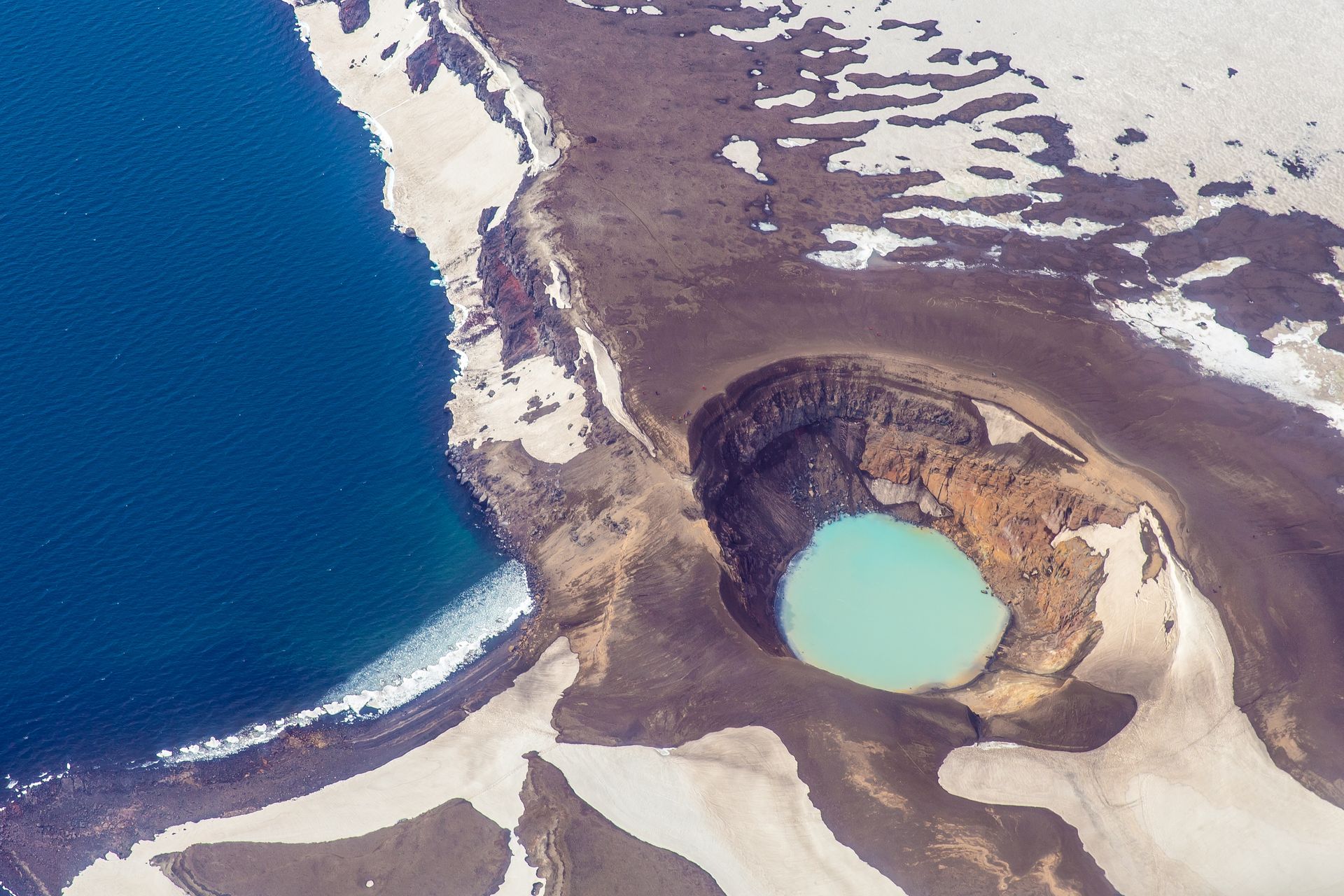 Víti - Crater at Öskjuvatn, Askja area, Iceland