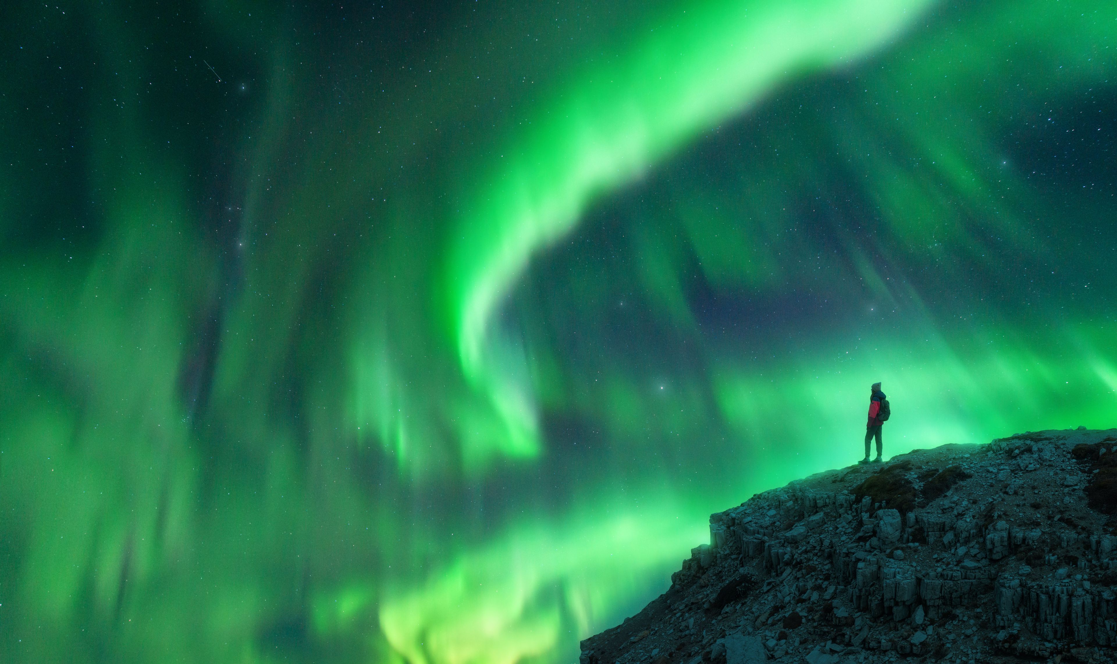 a person found Northern Lights during her winter vacation in iceland in february