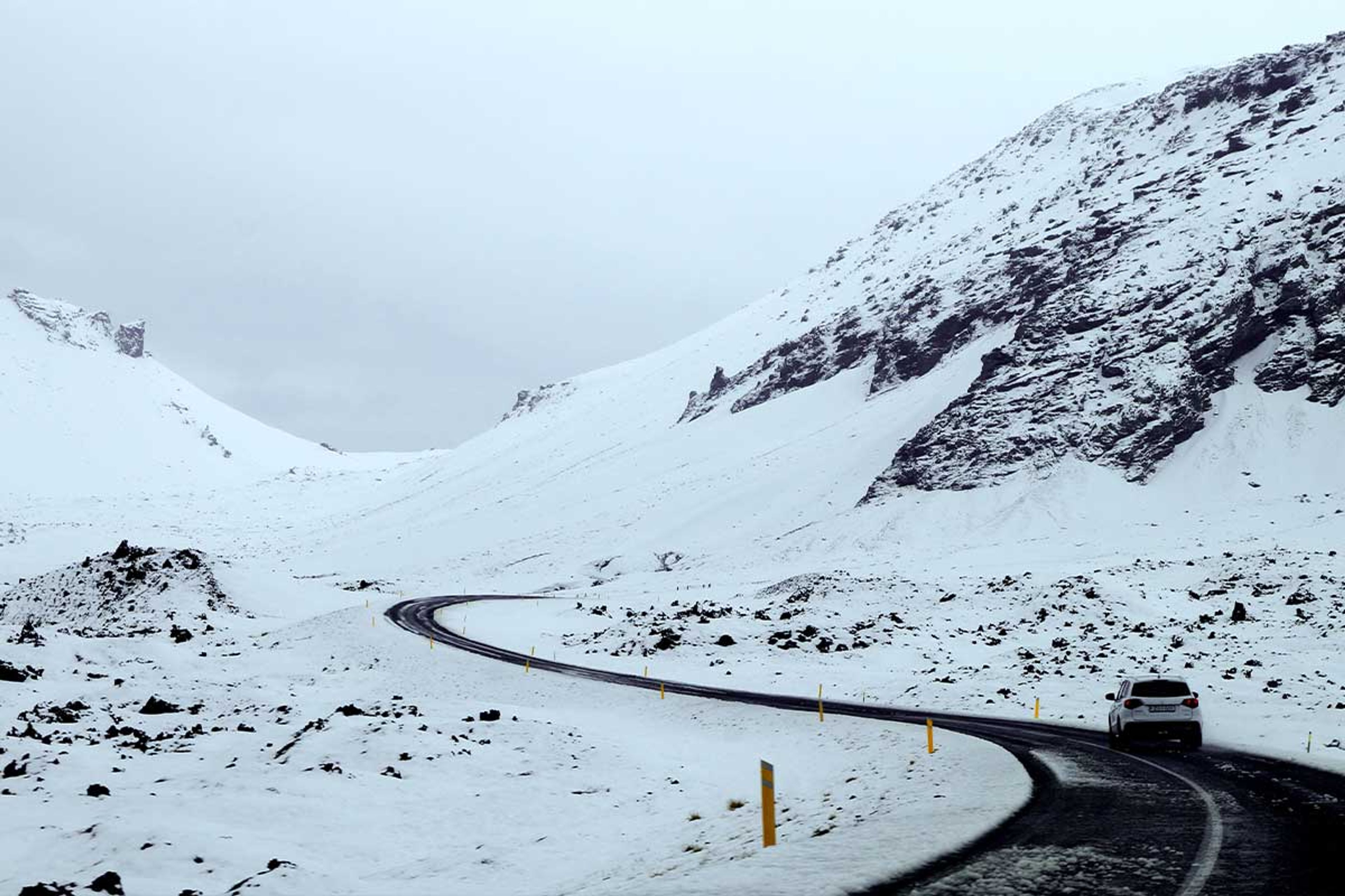 Snow road of Iceland 