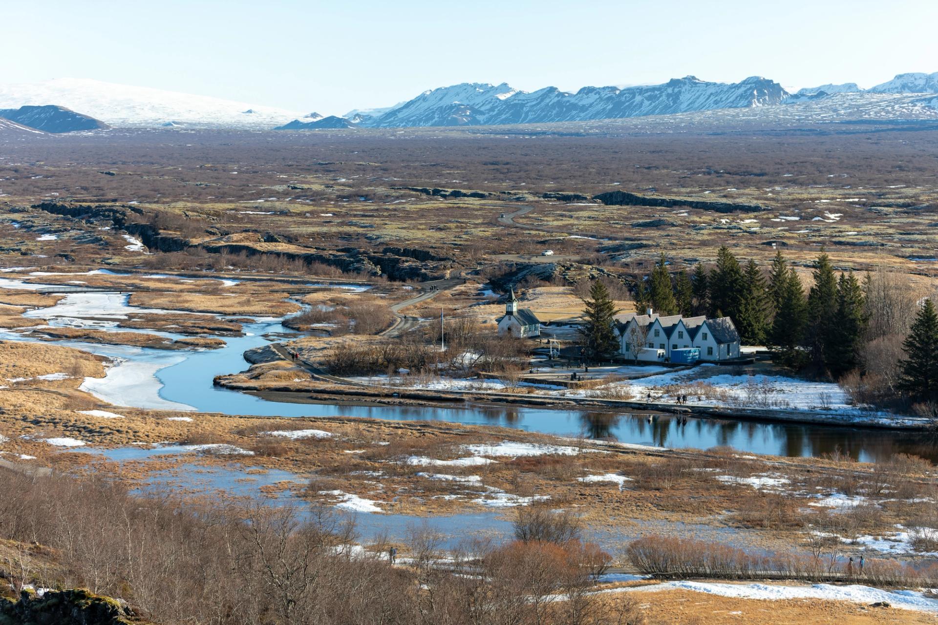 Daylight Hours In Iceland By Month A Full Guide daylight-hours-in-iceland-by-month-a-full-guide