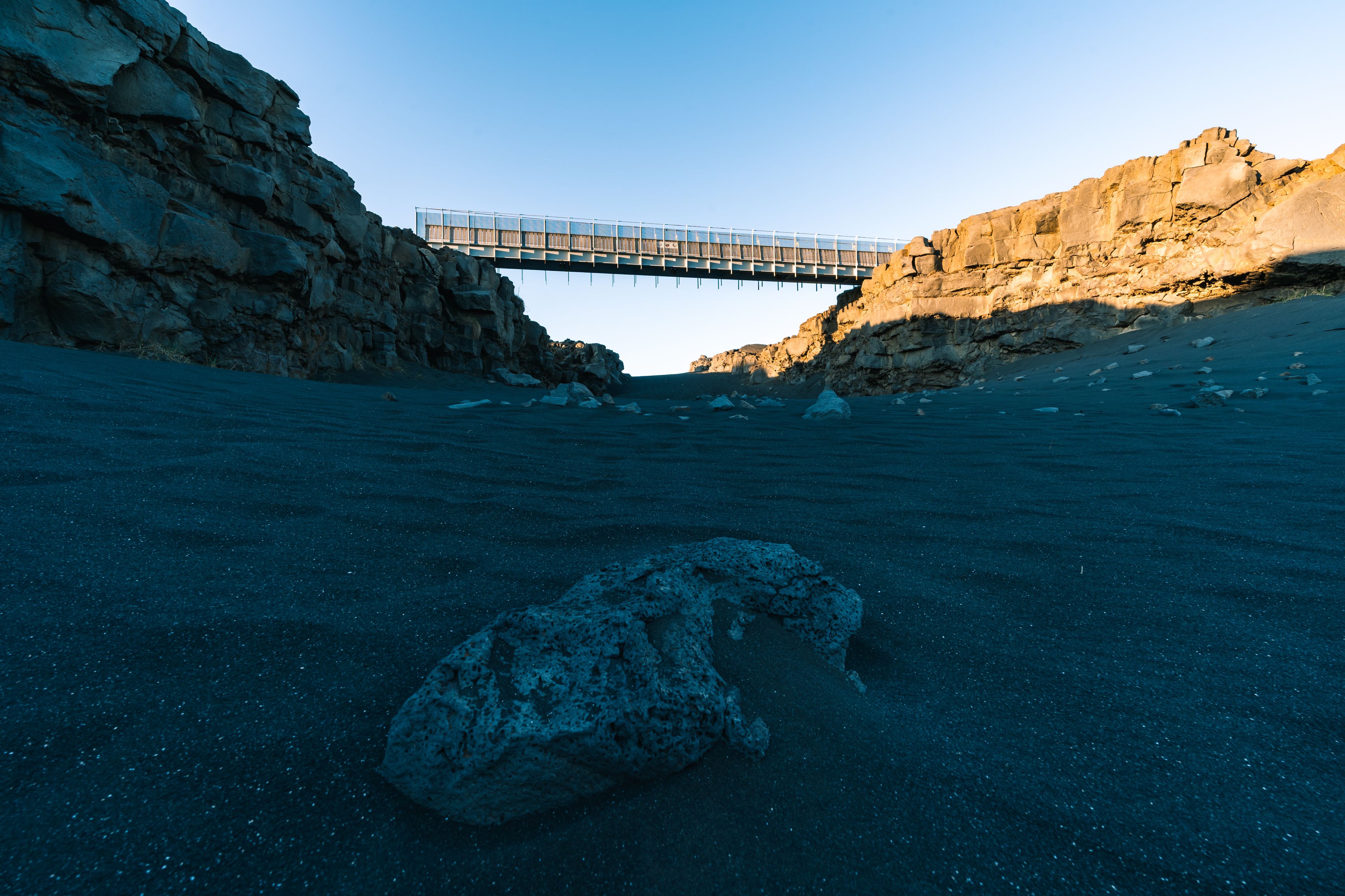 Bridge Between Continents, Iceland