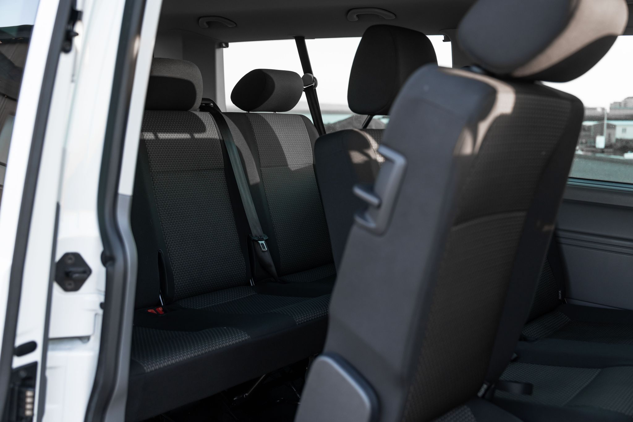 Espace dans le Volkswagen Caravelle