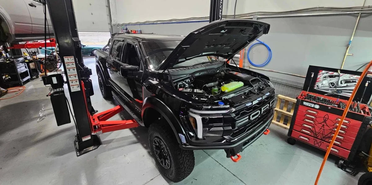 2025 Ford F150 Raptor R
