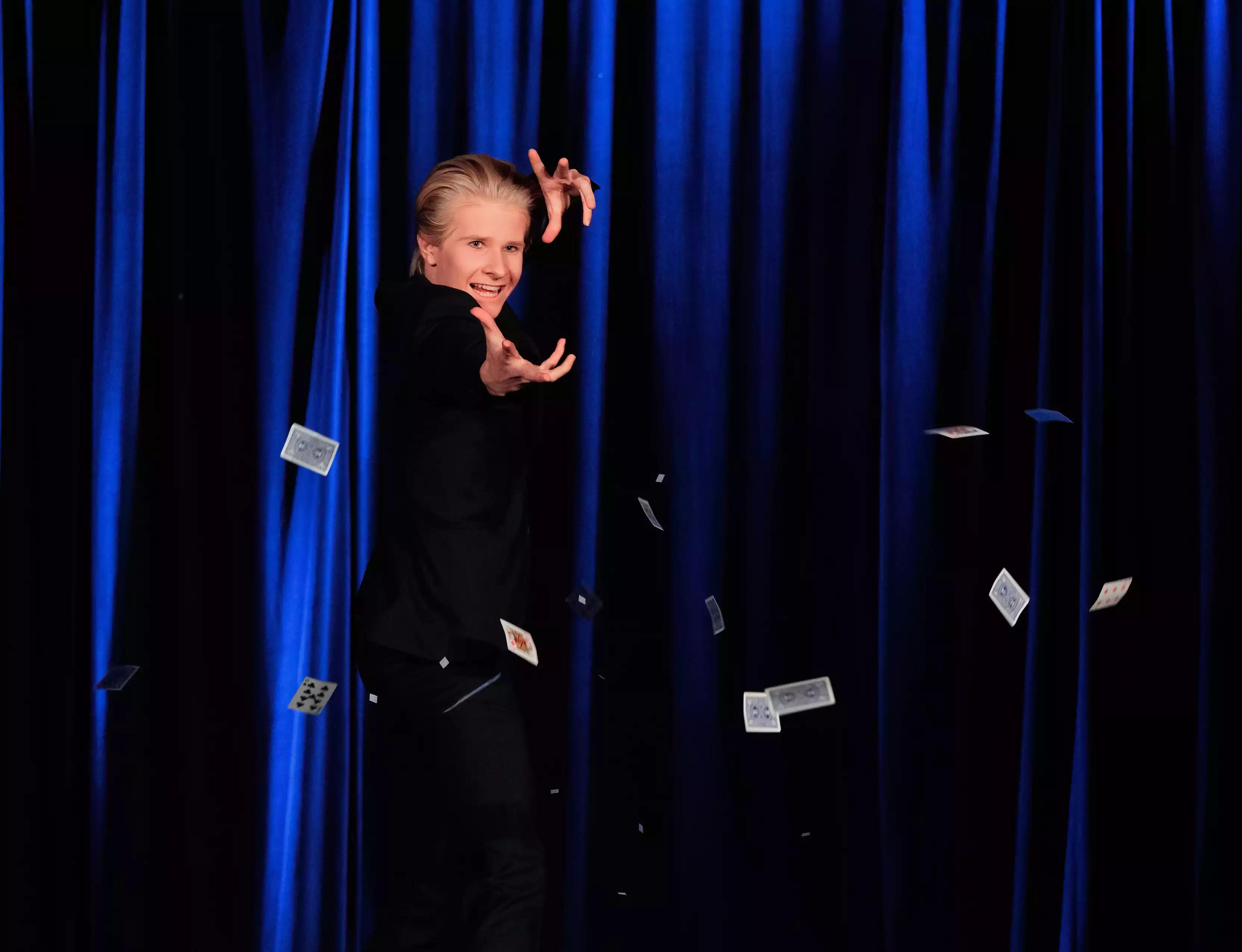 International Brotherhood of Magicians (I.B.M. ) Convention | Pittsburgh U.S.A.