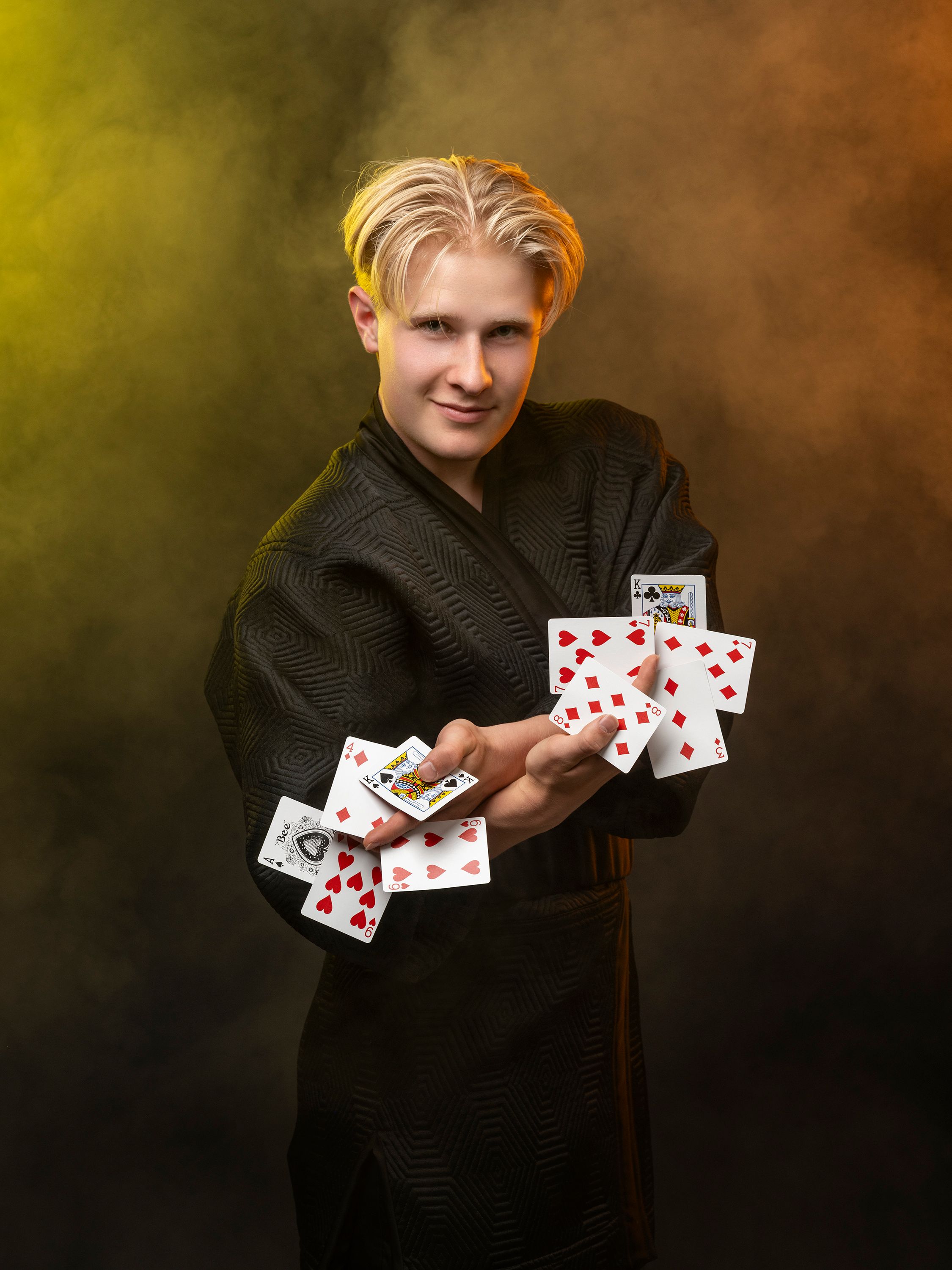 Olivier Henning met kaarten