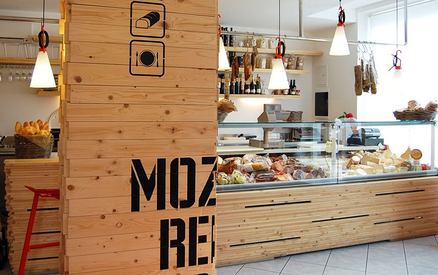 MOZZARELLA & CO 9