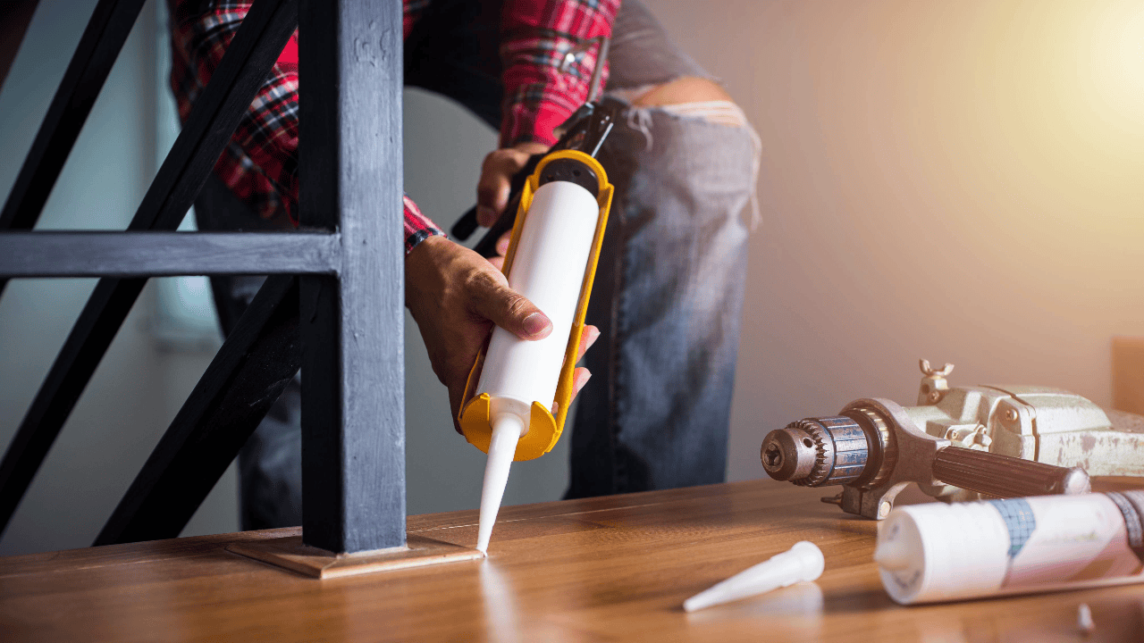 caulking-what-is-it-and-how-to-master-it
