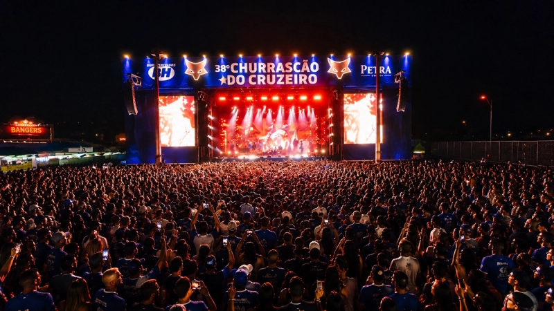 Churrascão do Cruzeiro 2026 entra para a história com grande público, atrações nacionais e celebração da Nação Azul