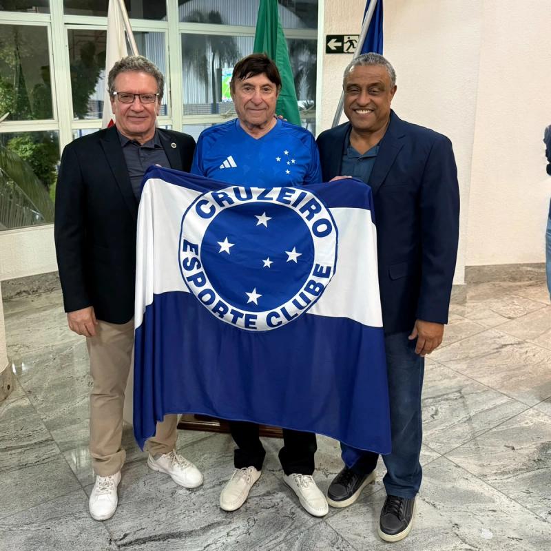 Lidson Potsch é reeleito por aclamação presidente do Cruzeiro para o triênio 2027-2029