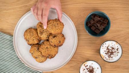 Recipe: Turning Stale Bread Into Cookies