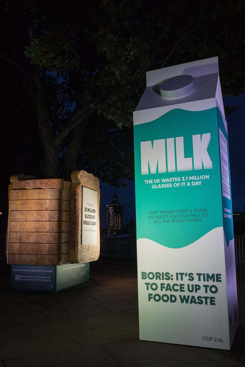 Giant sculptures installed on London’s South Bank