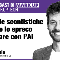 Podcast graphic for "I PODCAST DI MARK UP" with title "Gestire le scontistiche e ridurre lo spreco alimentare con l'Ai". Features a smiling Mirco Cerisola, country director Italia di Too Good To Go.