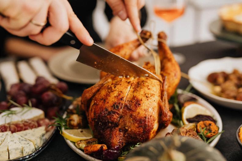 Combien de temps peut-on conserver la viande cuite et crue ?