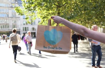 Pourquoi les commerçants ne donnent pas tous leurs invendus aux assos ?