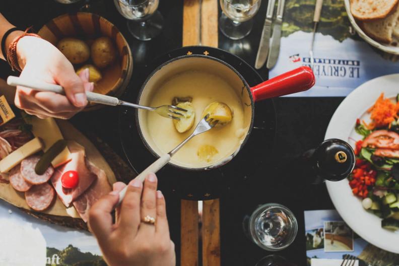 Fondue en casa (para aprovecharlo todo)