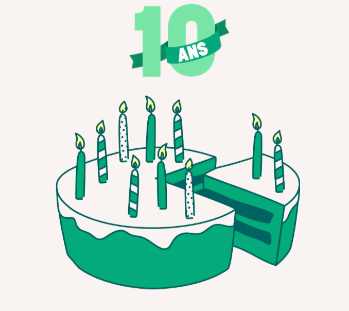 Green and white illustration of a birthday cake with 10 lit candles and a missing slice, under the text "10 ANS".