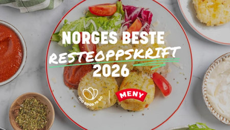 Overhead view of a plate with golden arancini, salad, and tomato sauce, surrounded by bowls of ingredients. Text reads "NORGES BESTE RESTOPPSKRIFT 2026" with Too Good To Go and MENY logos.