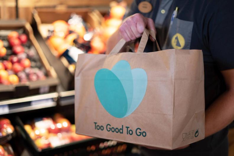 Nyt landsdækkende samarbejde mellem Netto og Too Good To Go vil redde 840 ton mad fra skraldespanden