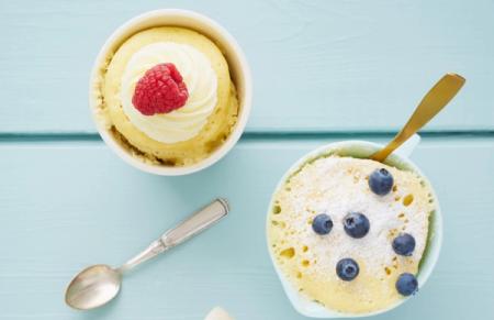 BANANKAKE I KOPP - DEILIG DESSERT PÅ 10 MINUTTER