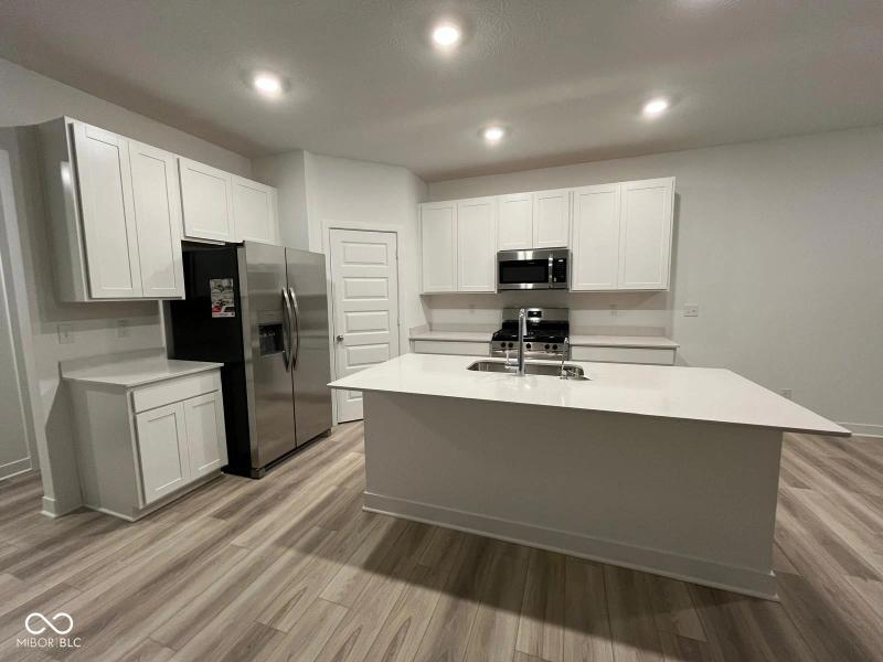 3 BEDROOM, 3 BATH FOR LEASE - Gallery 5