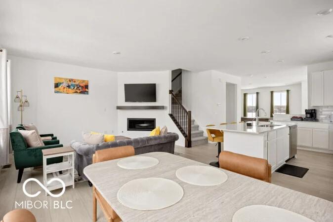 FULLY FURNISHED 3 BED ROOM TOWN HOUSE FOR RENT - Gallery 2
