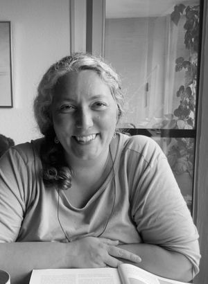 Photo of Laura Hayes