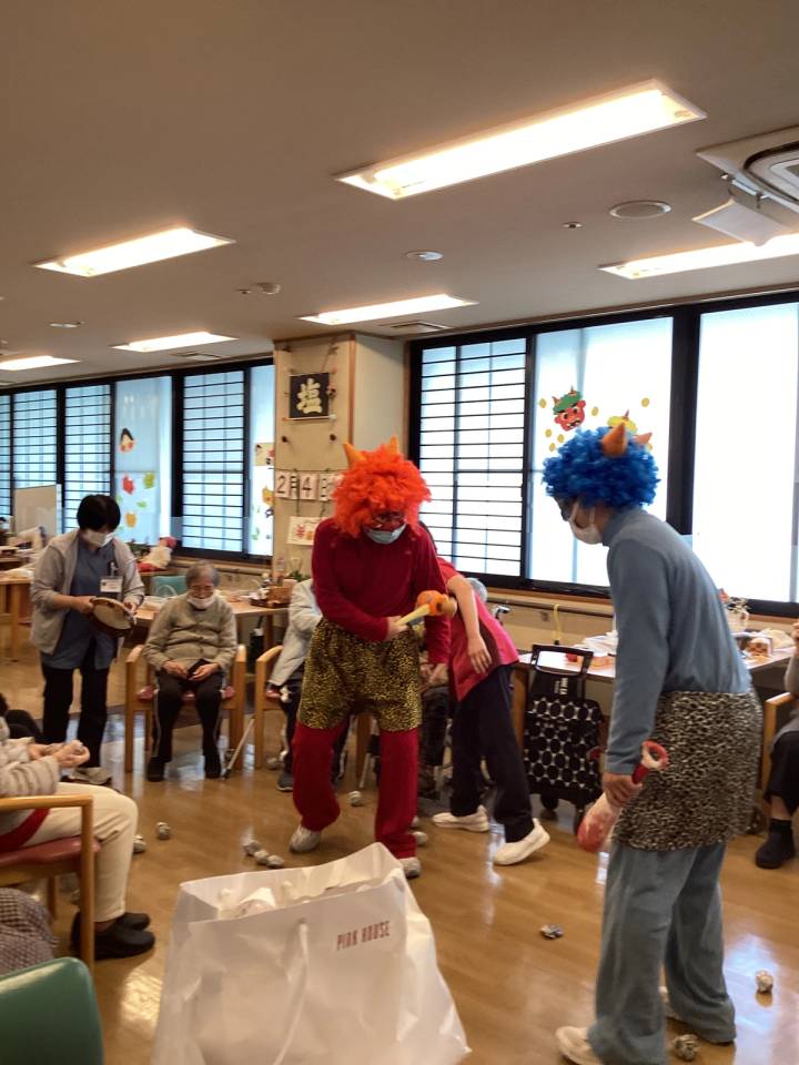 鬼は外、福は内