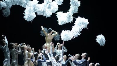 „Carmina Burana" - zespół baletu Teatru Wielkiego w Łodzi