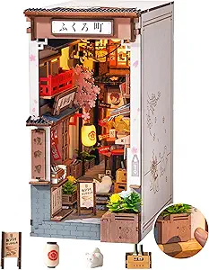 Robotime Sakura Densya Review: The Most Beautiful Pink Book Nook?