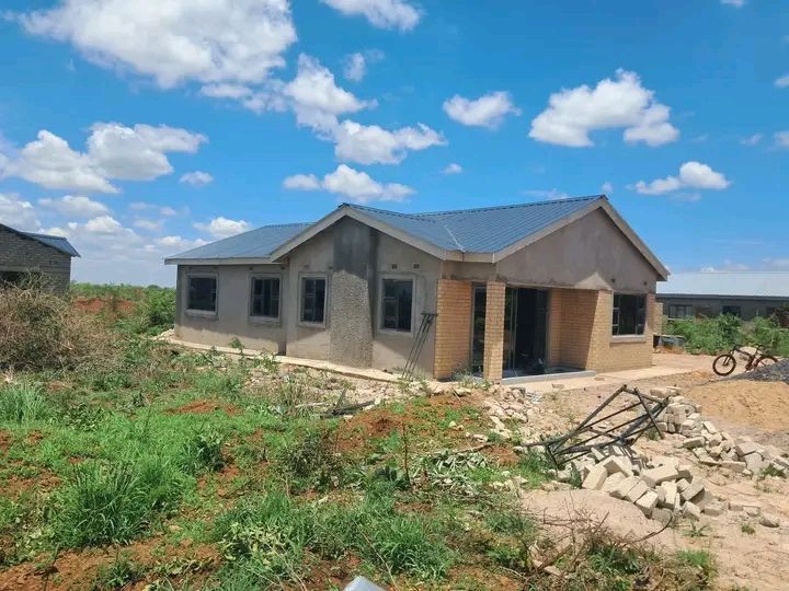 Residential house - Thumbnail 4