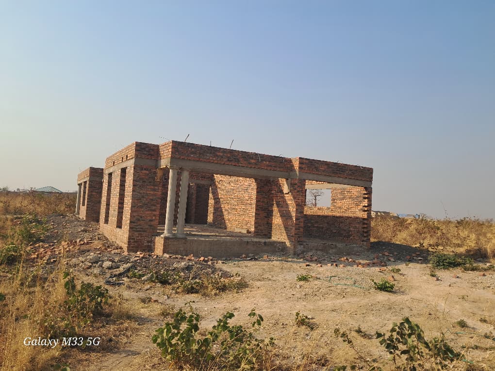 Residential house - Thumbnail 4