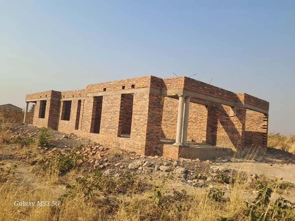 Residential house - Thumbnail 2