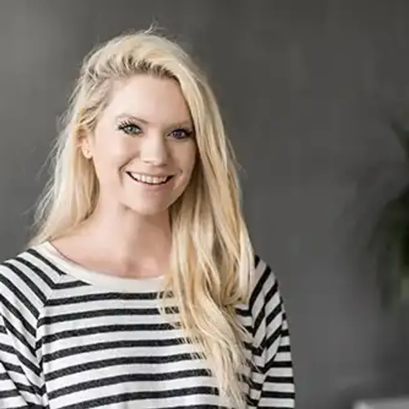 Amy A | Senior Account Manager Amy A | Senior Account Manager