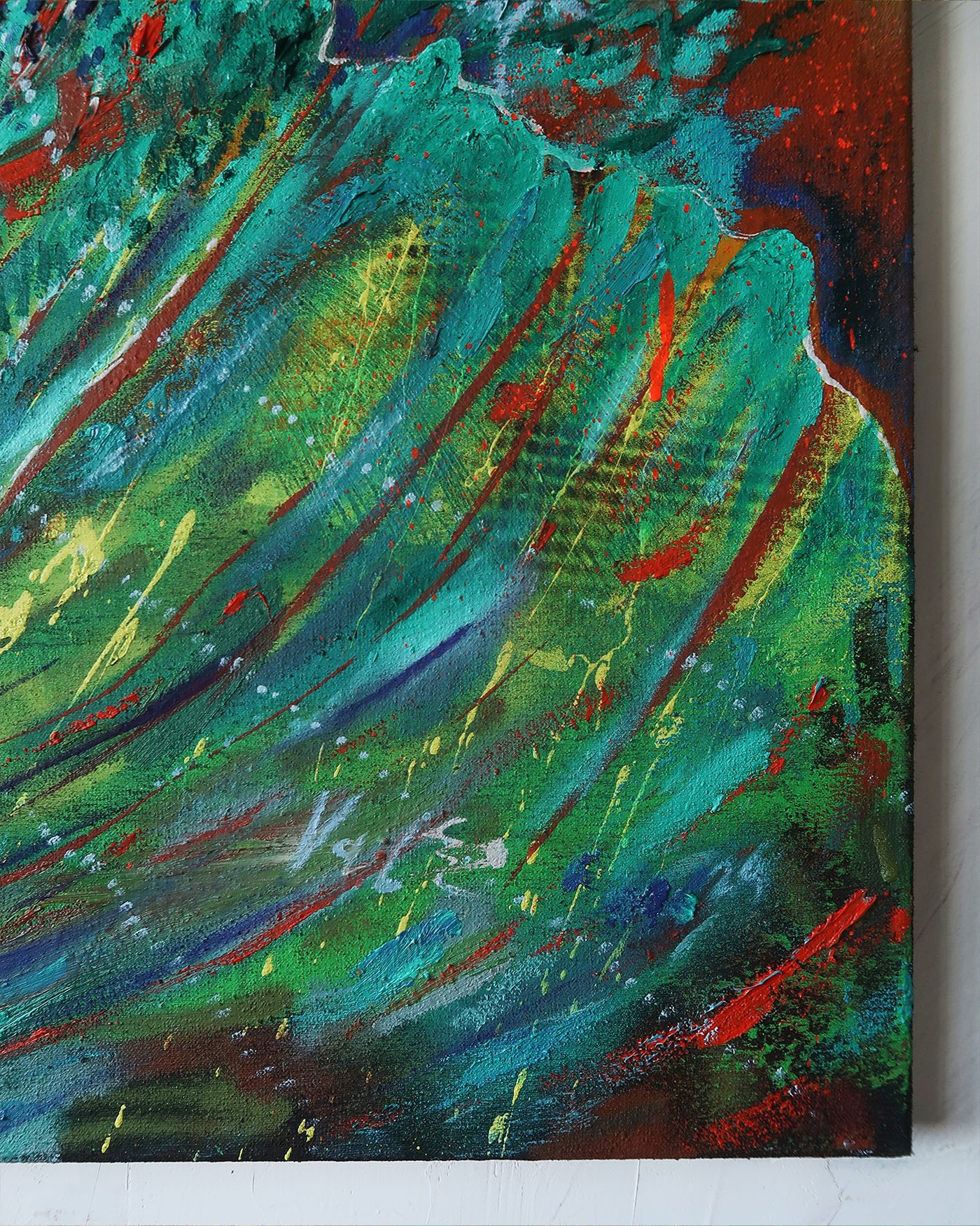 Smears in the passage, detail view 4