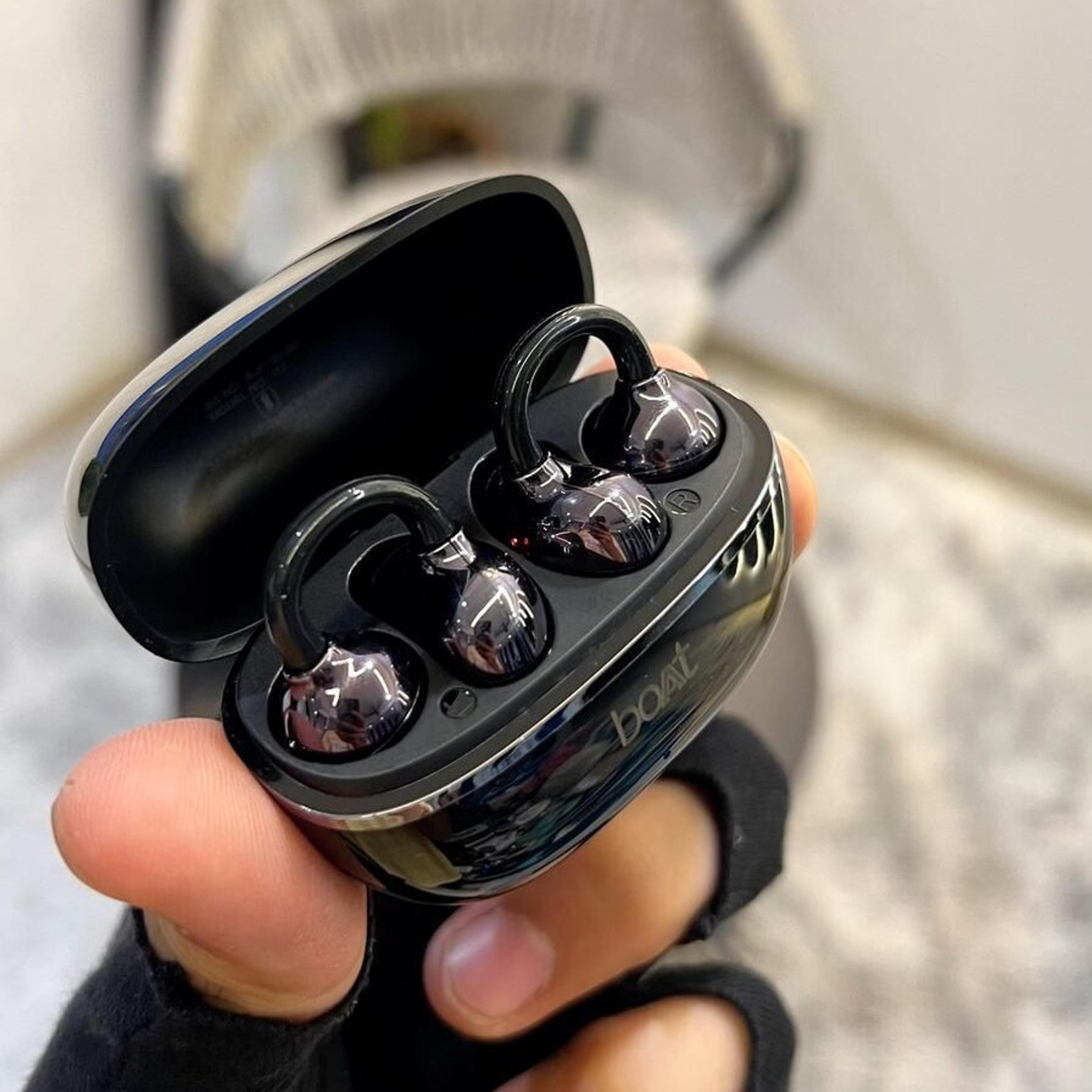 boAt Loop Wireless Earbuds