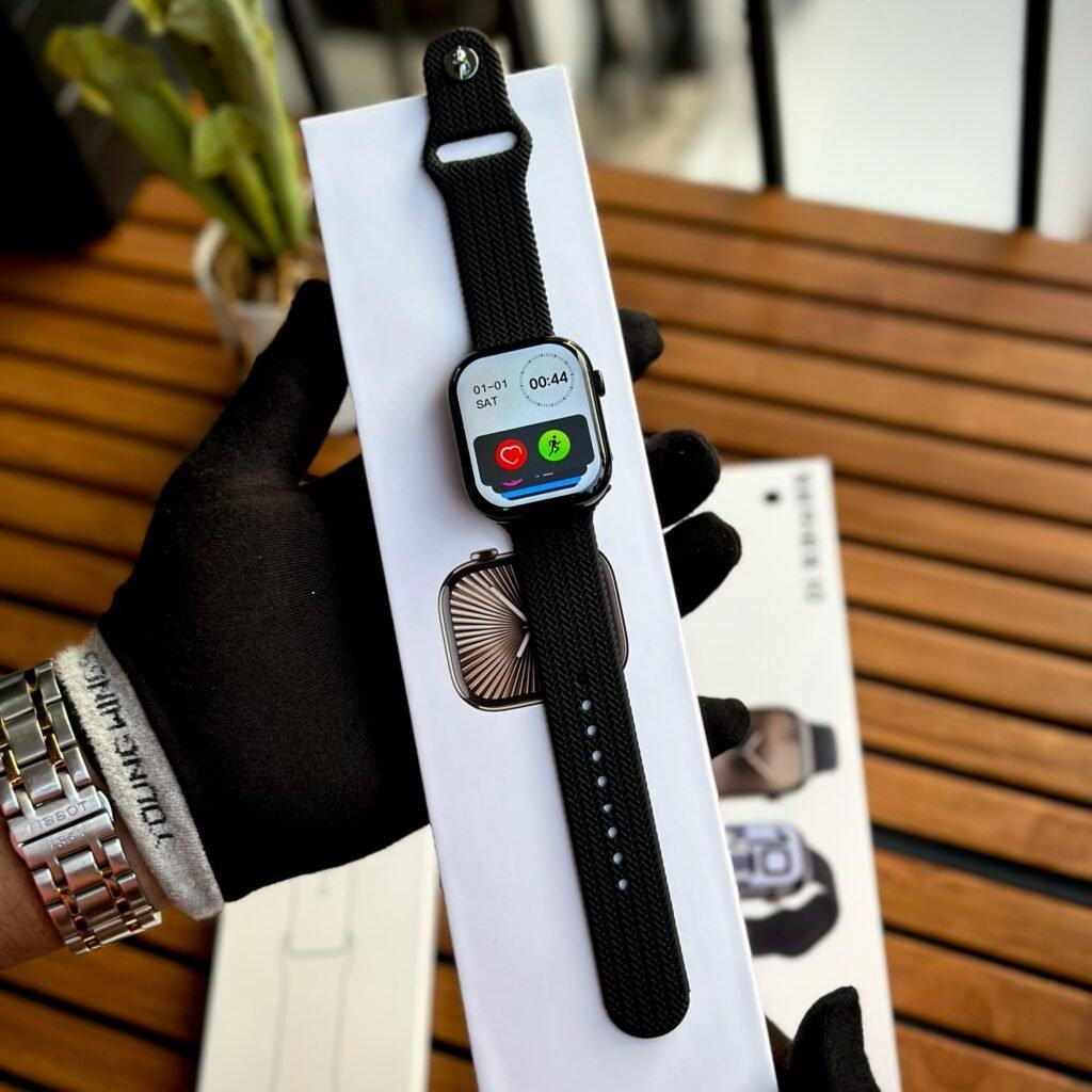 Series 11 Smartwatch with Dual Straps