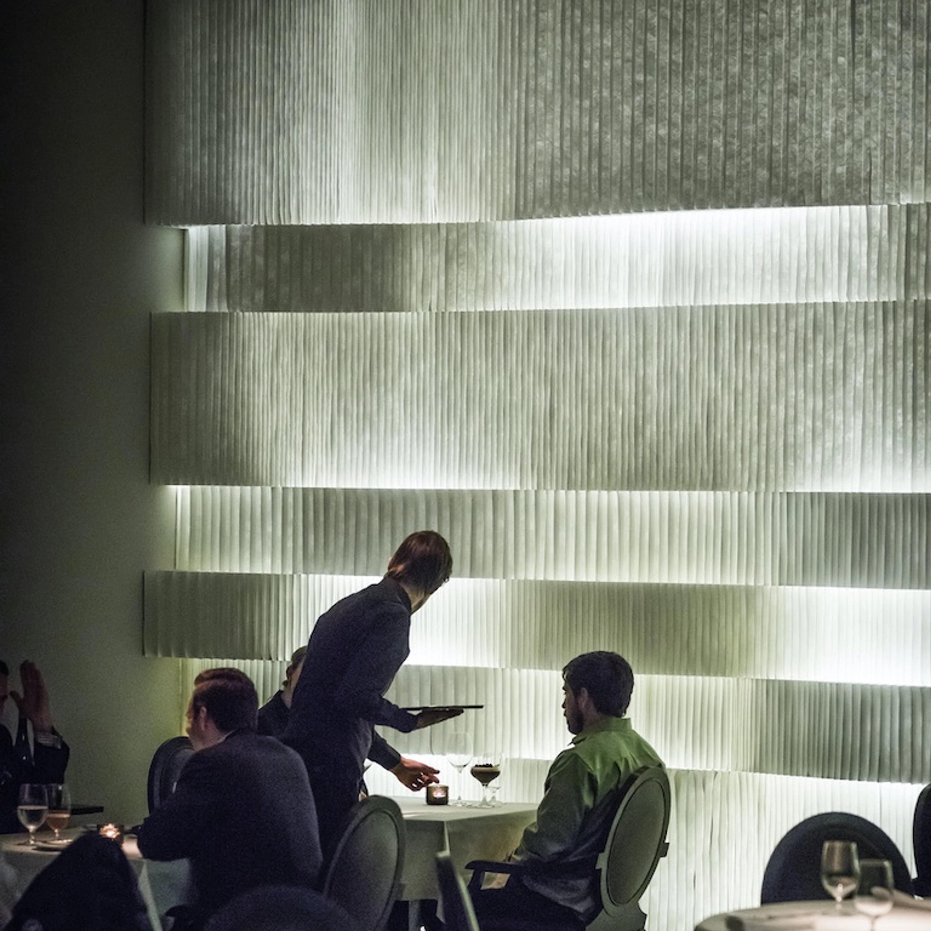 mobile partitions for restaurants
