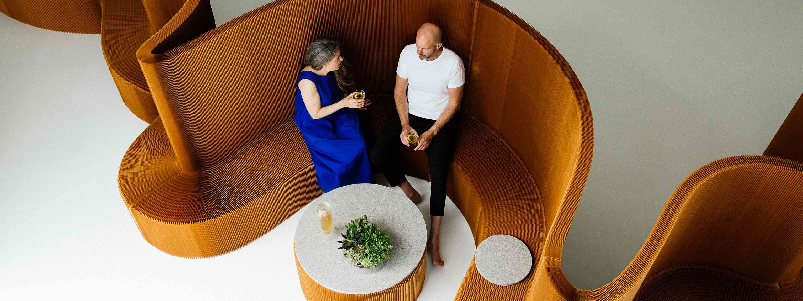 room divider wall seating molo