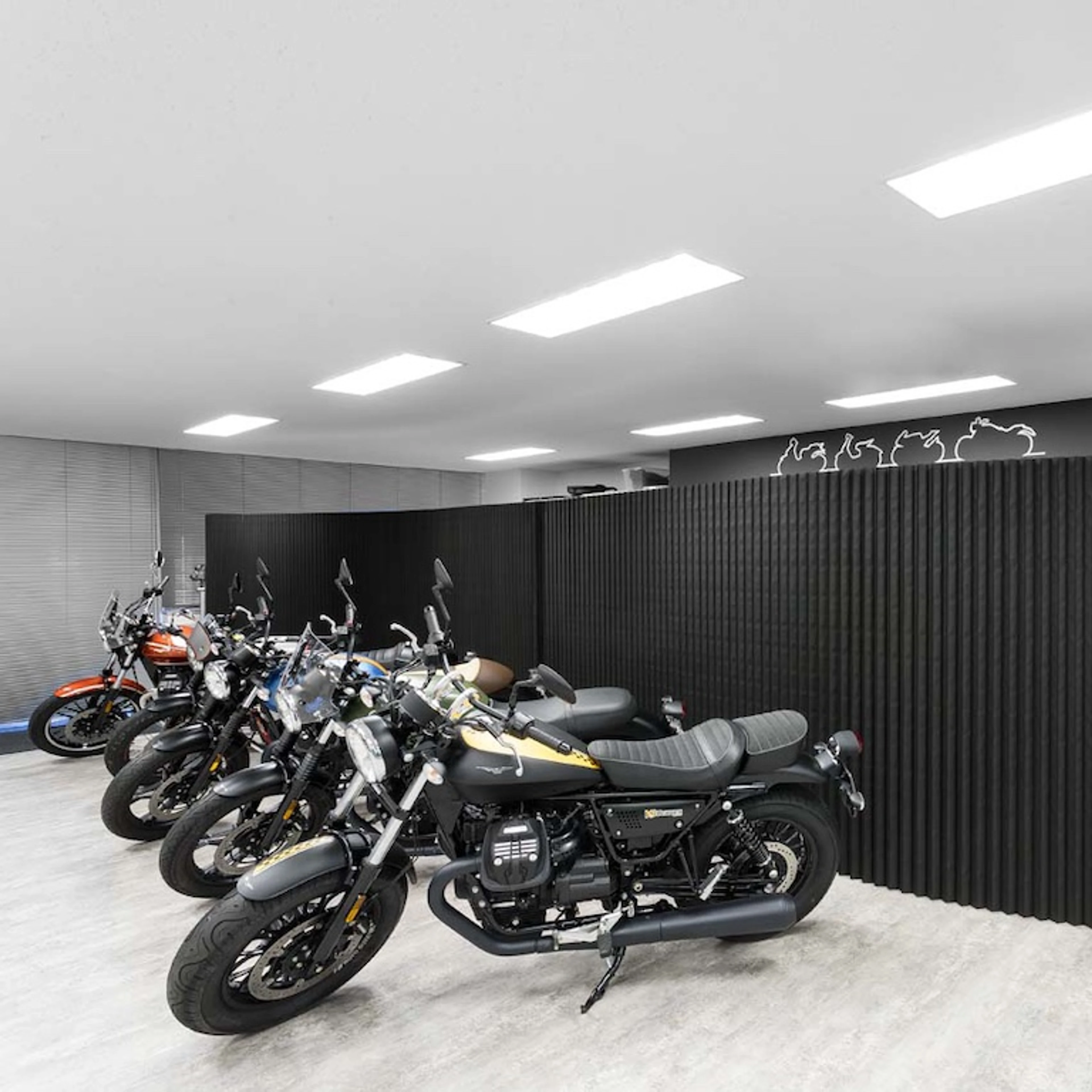 Piaggio Group · Tokyo - mobile