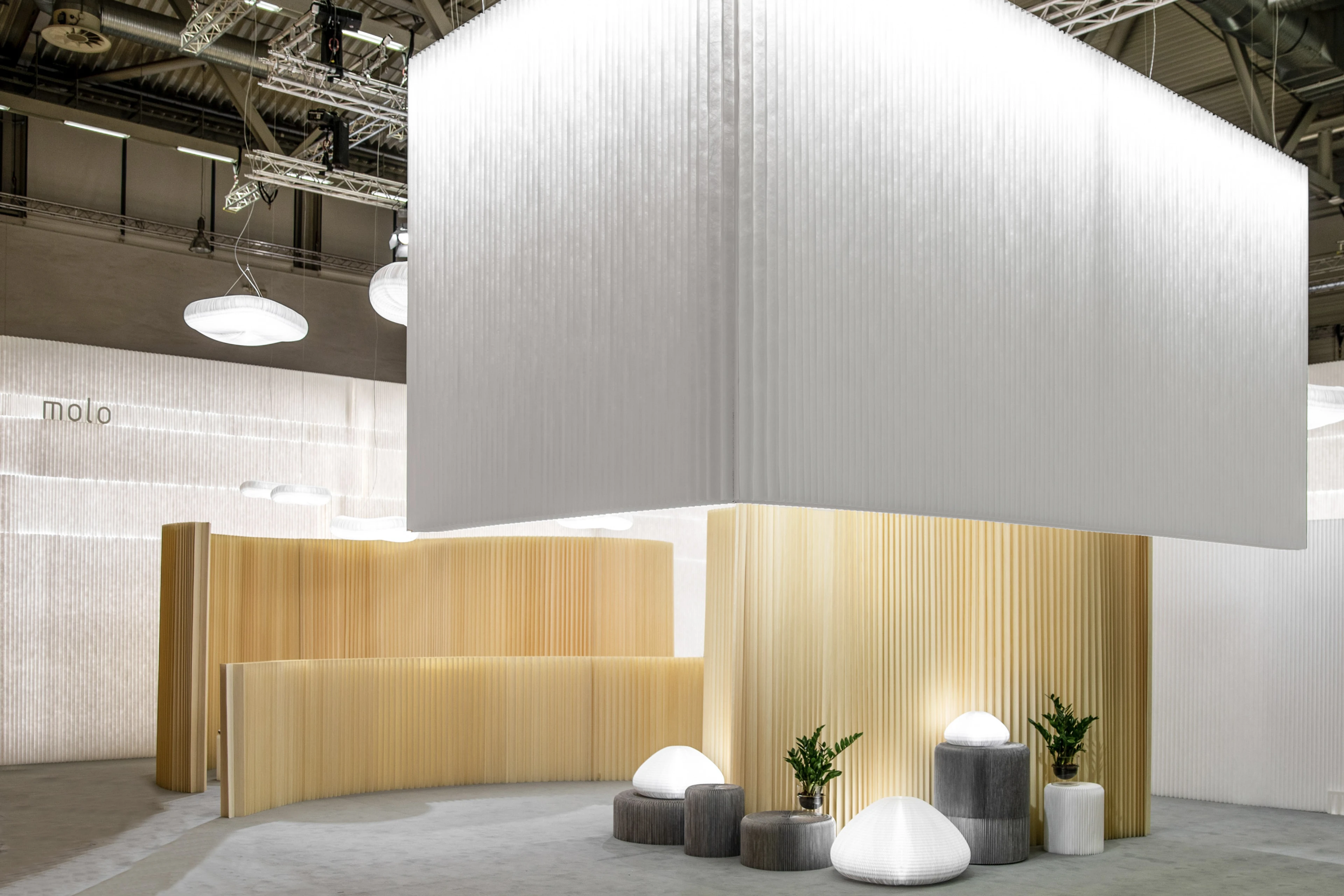 suspended softwall + softblock luminaires™