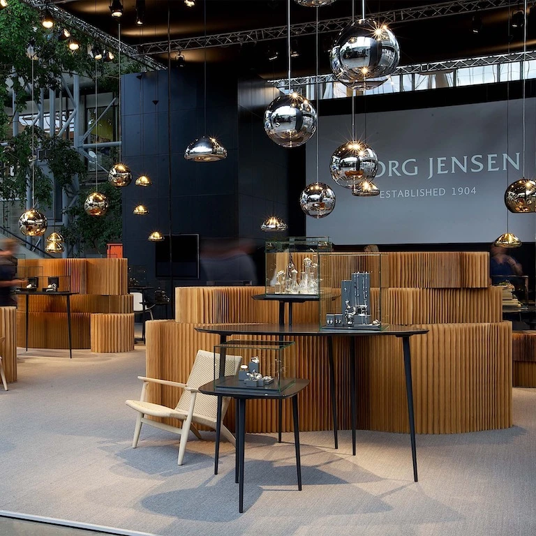 movable walls for luxury retail